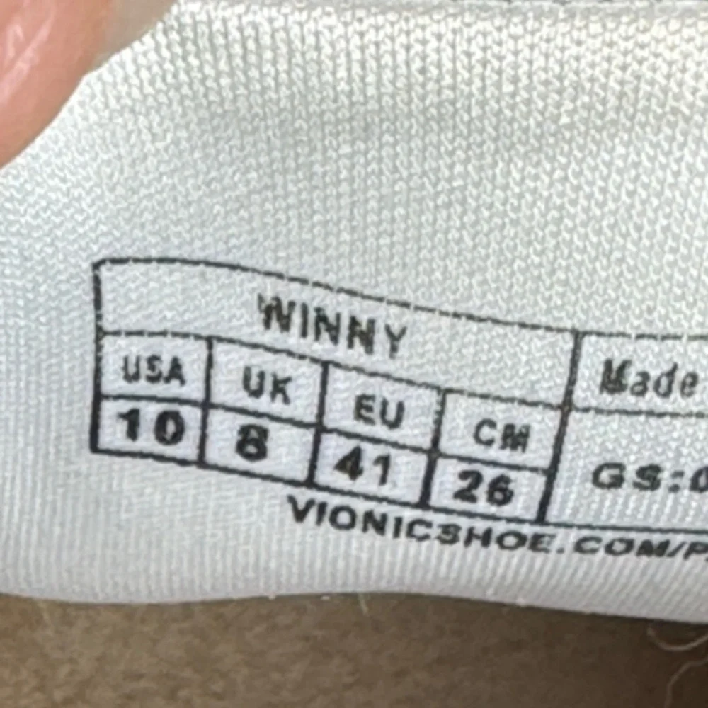 Vionic Winny White Leather Sneakers. 10.